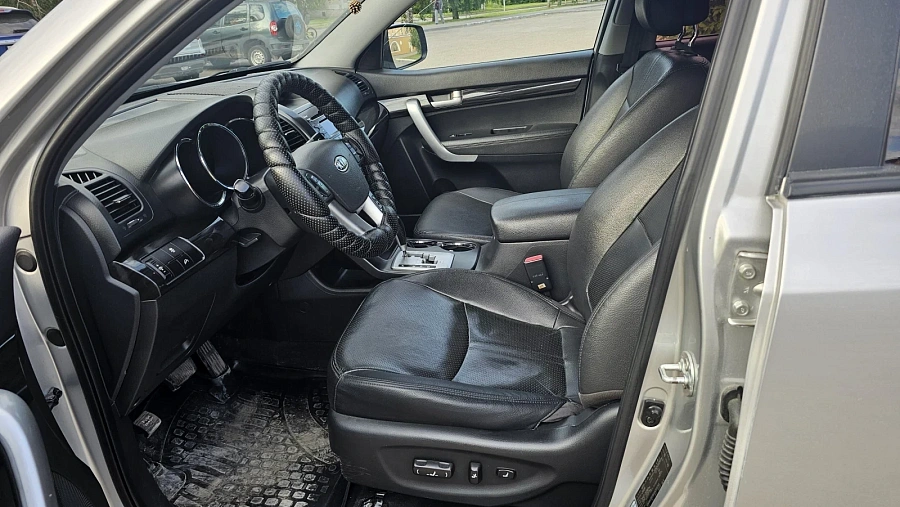 Kia Sorento, 2010г., полный привод, автомат