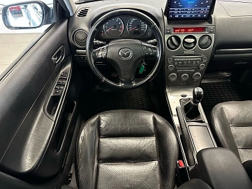 Mazda 6, 2003г, передний привод, механика