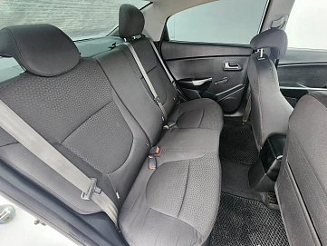 Kia Rio, 2015г, передний привод, механика