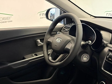 Kia Rio, 2011г., передний привод, механика