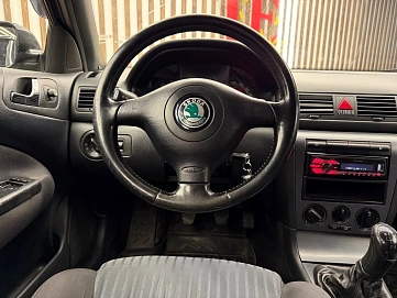 Skoda Octavia, 2008г, передний привод, механика