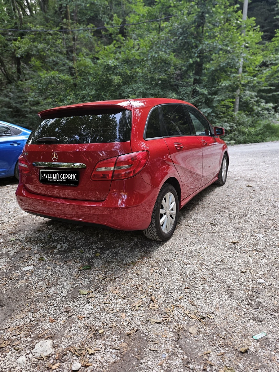 Mercedes-Benz B-Класс, 2014г., передний привод, робот