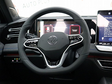 Volkswagen Tiguan, 2024г, полный привод, робот