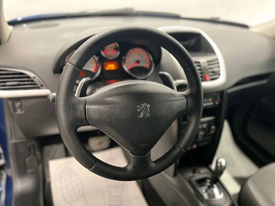 Peugeot 207, 2009г., передний привод, робот