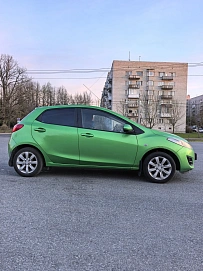 Mazda 2, 2011г., передний привод, автомат