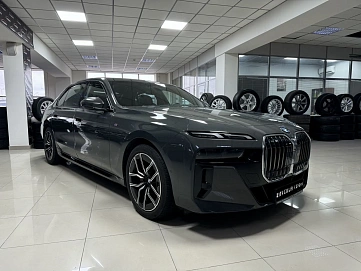 BMW , 2023г., полный привод, автомат