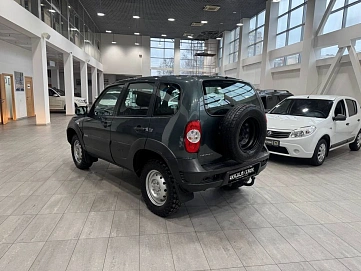 Chevrolet Niva, 2018г, полный привод, механика