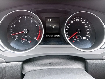 Volkswagen Jetta, 2015г, передний привод, механика