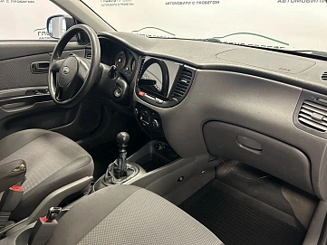 Kia Rio, 2010г, передний привод, механика