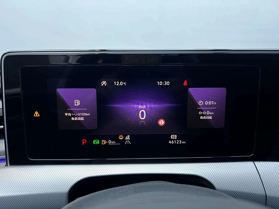 Volkswagen Lamando, 2022г., передний привод, робот