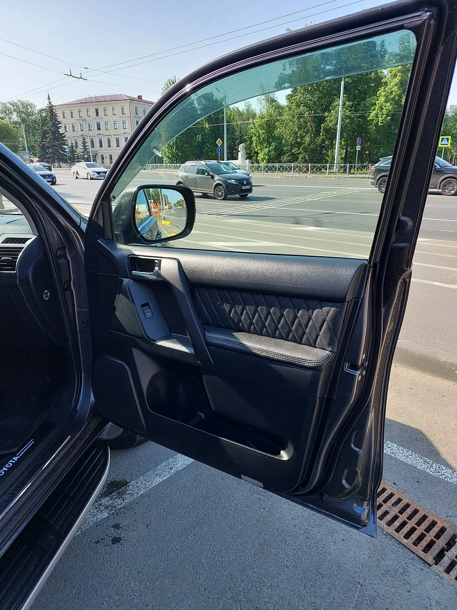 Toyota Land Cruiser Prado, 2014г., полный привод, автомат