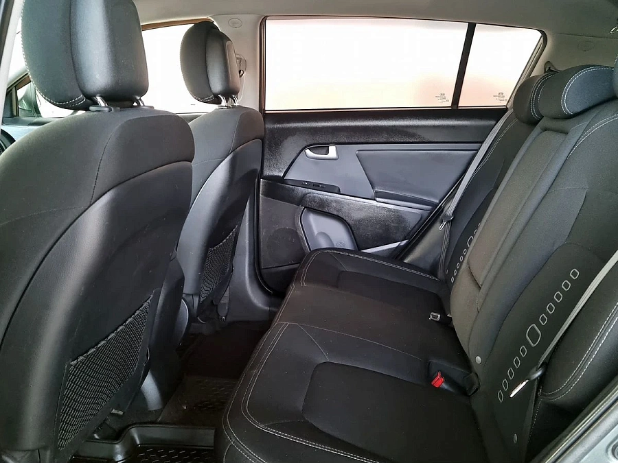 Kia Sportage, 2010г., передний привод, механика