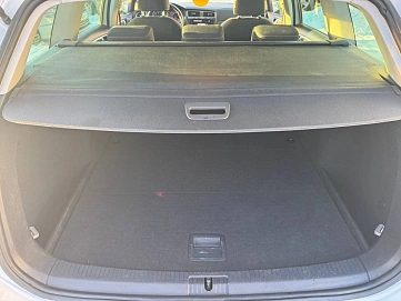 Volkswagen Golf, 2019г, передний привод, механика