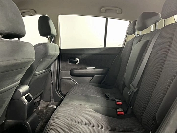 Nissan Tiida, 2010г, передний привод, механика