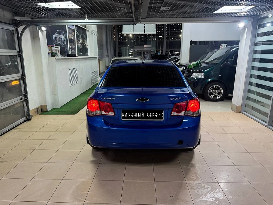 Chevrolet Cruze, 2009г., передний привод, автомат