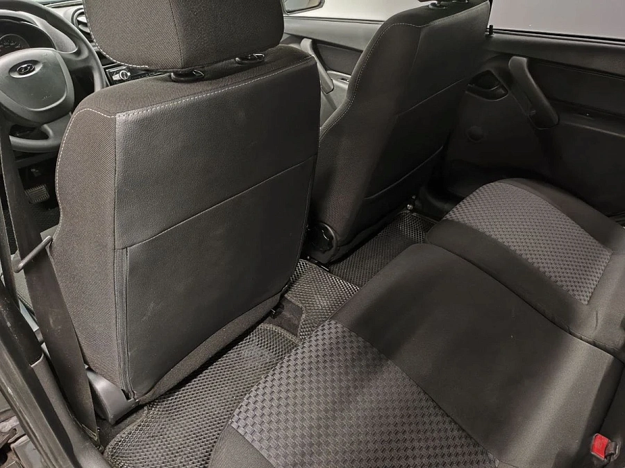 Lada (ВАЗ) Granta, 2016г., передний привод, робот