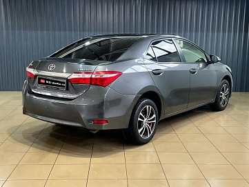 Toyota Corolla, 2013г, передний привод, автомат