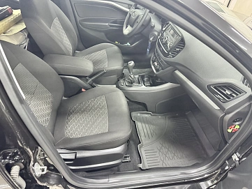 Lada (ВАЗ) Vesta, 2019г, передний привод, механика