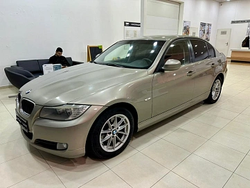 BMW 3 серии, 2009г, задний привод, автомат