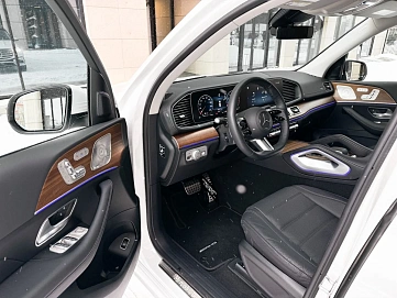 Mercedes-Benz GLS, 2025г, полный привод, автомат