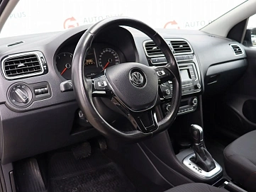 Volkswagen Polo, 2017г, передний привод, автомат