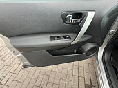 Nissan Qashqai, 2010г., передний привод, вариатор