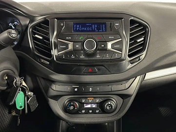 Lada (ВАЗ) Vesta, 2016г, передний привод, механика