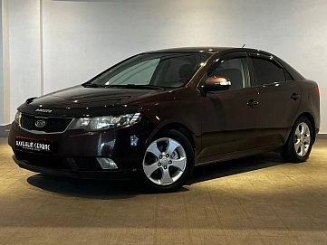 Kia Cerato, 2010г, передний привод, автомат