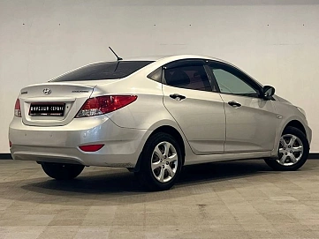 Hyundai Solaris, 2012г, передний привод, автомат