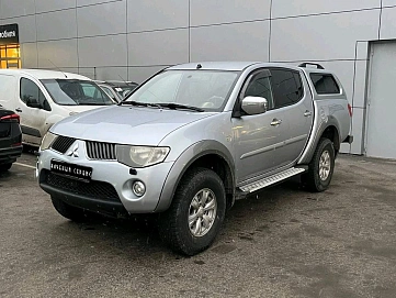 Mitsubishi L200, 2013г, задний привод, механика