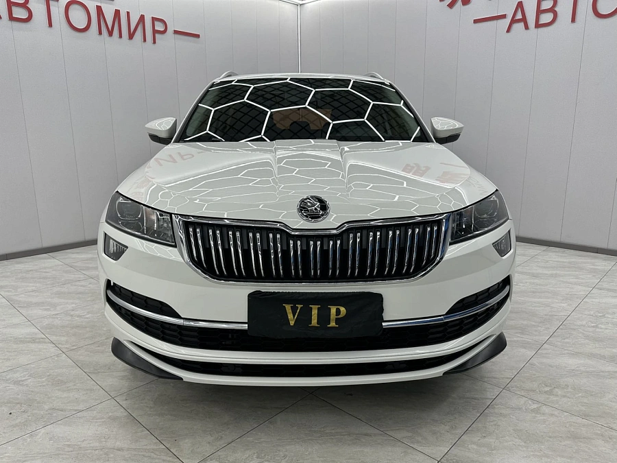 Skoda Karoq, 2021г., передний привод, автомат