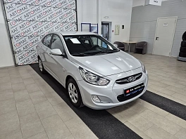 Hyundai Solaris, 2013г, передний привод, автомат