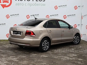 Volkswagen Polo, 2018г, передний привод, автомат