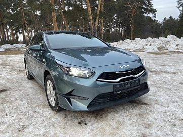 Kia Ceed, 2022г, передний привод, автомат