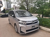Toyota Voxy, 2019г., передний привод, вариатор