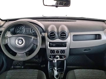 Renault Sandero, 2011г, передний привод, механика