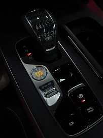 GAC GS8, 2024г, полный привод, автомат