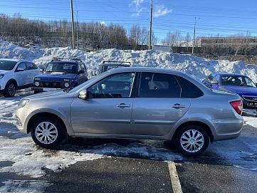 Lada (ВАЗ) Granta, 2021г, передний привод, механика