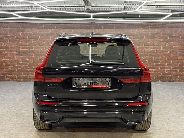 Volvo XC60, 2025г, полный привод, автомат