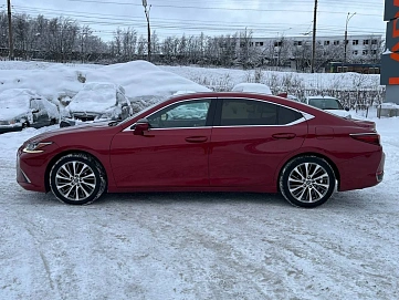 Lexus ES, 2019г, передний привод, автомат