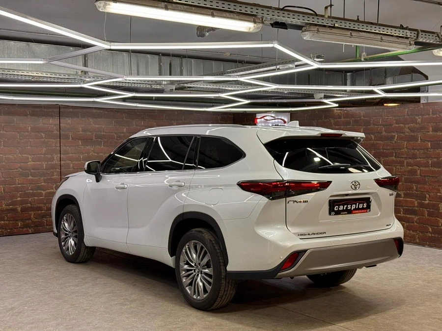 Toyota Highlander, 2026г., полный привод, автомат