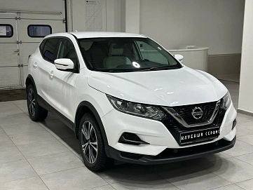 Nissan Qashqai, 2021г, передний привод, вариатор