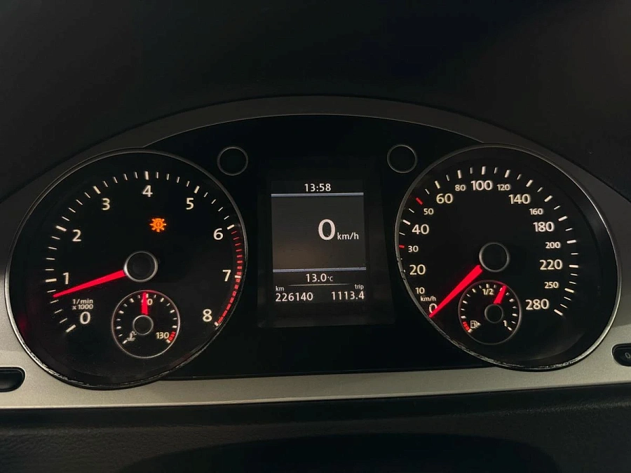 Volkswagen Passat CC, 2010г., передний привод, механика