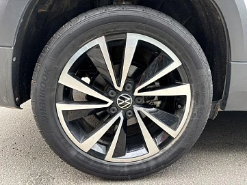 Volkswagen Tharu, 2022г, передний привод, робот