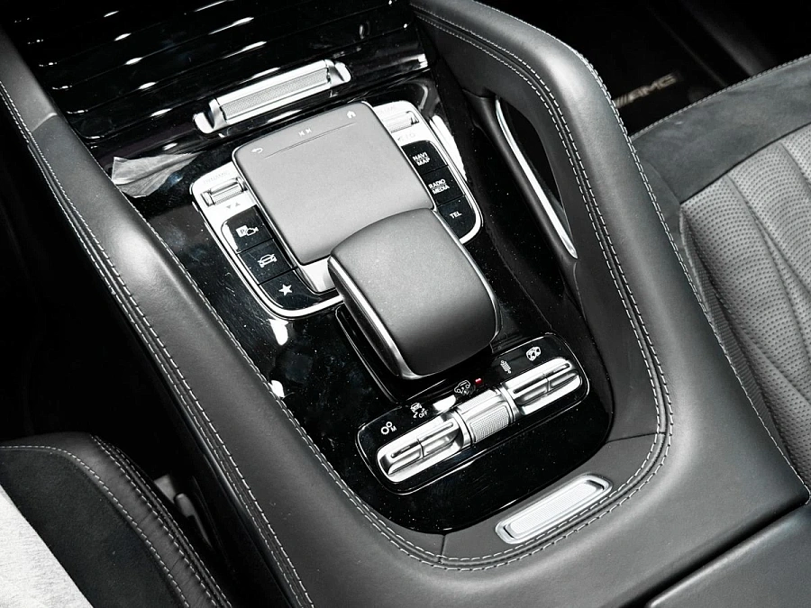 Mercedes-Benz , 2022г., полный привод, автомат