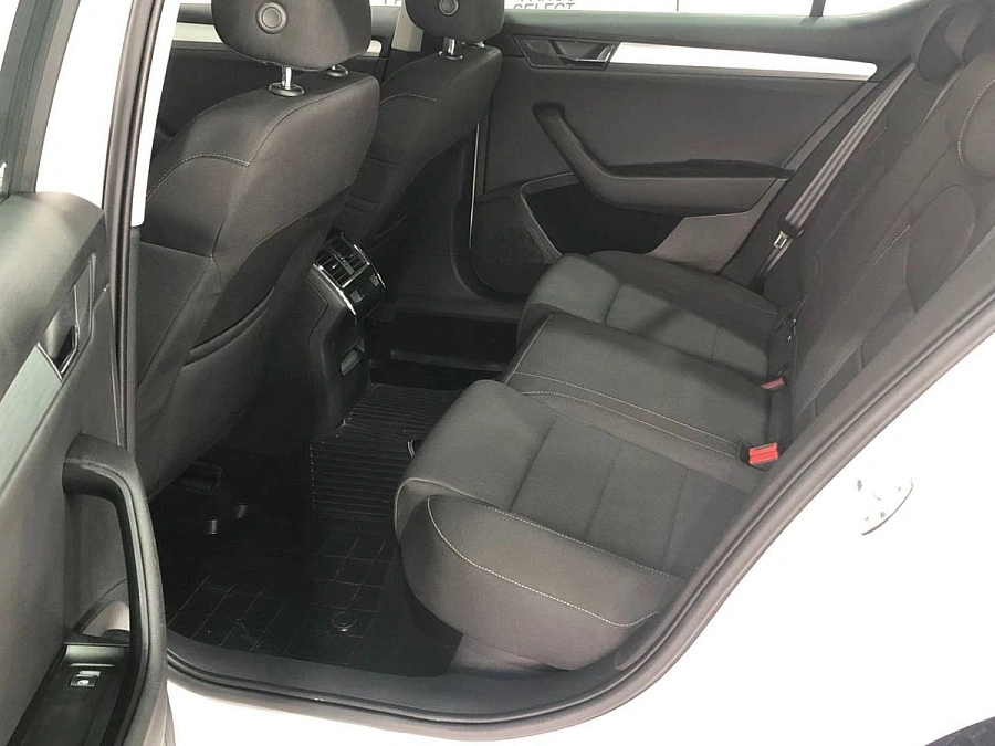 Skoda Superb, 2017г., передний привод, автомат