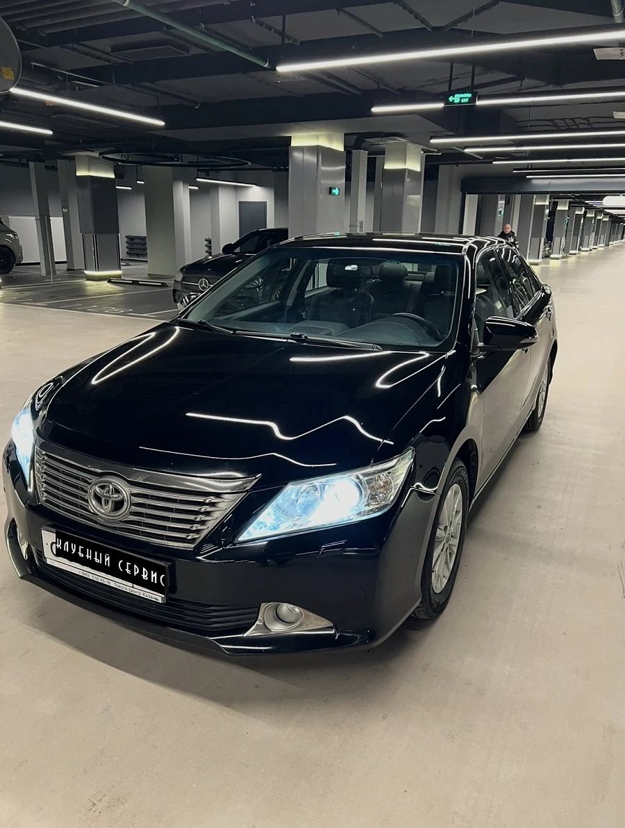 Toyota Camry, 2012г., передний привод, автомат
