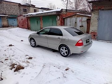 Toyota Corolla, 2004г, передний привод, автомат
