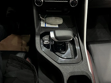 Geely Binyue, 2021г, передний привод, робот