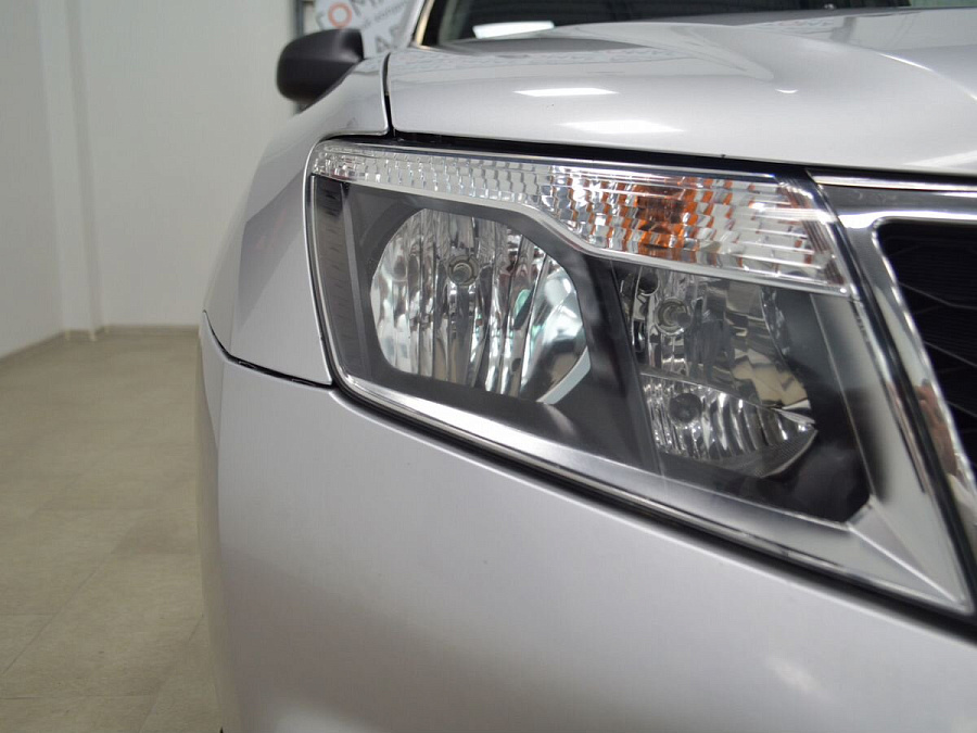 Nissan Terrano, 2015г., передний привод, автомат